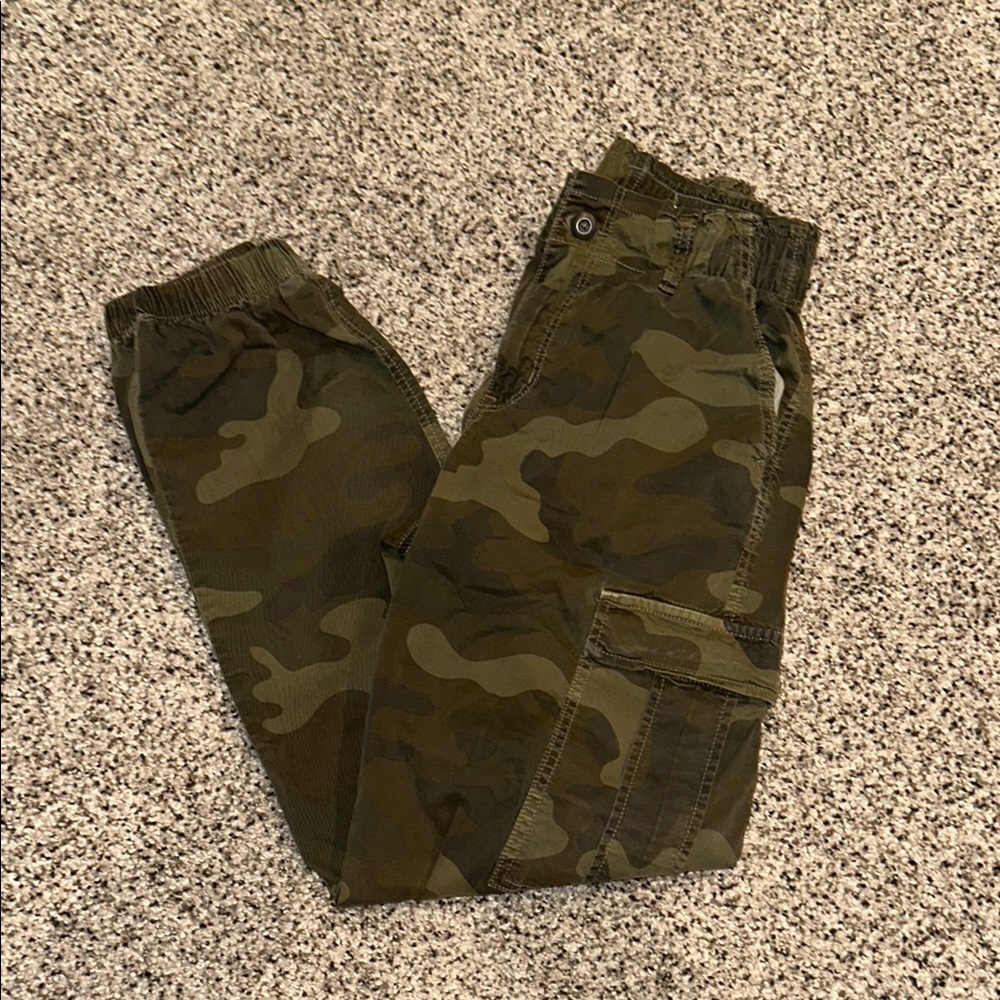 A&E Camouflage Cargo Pants